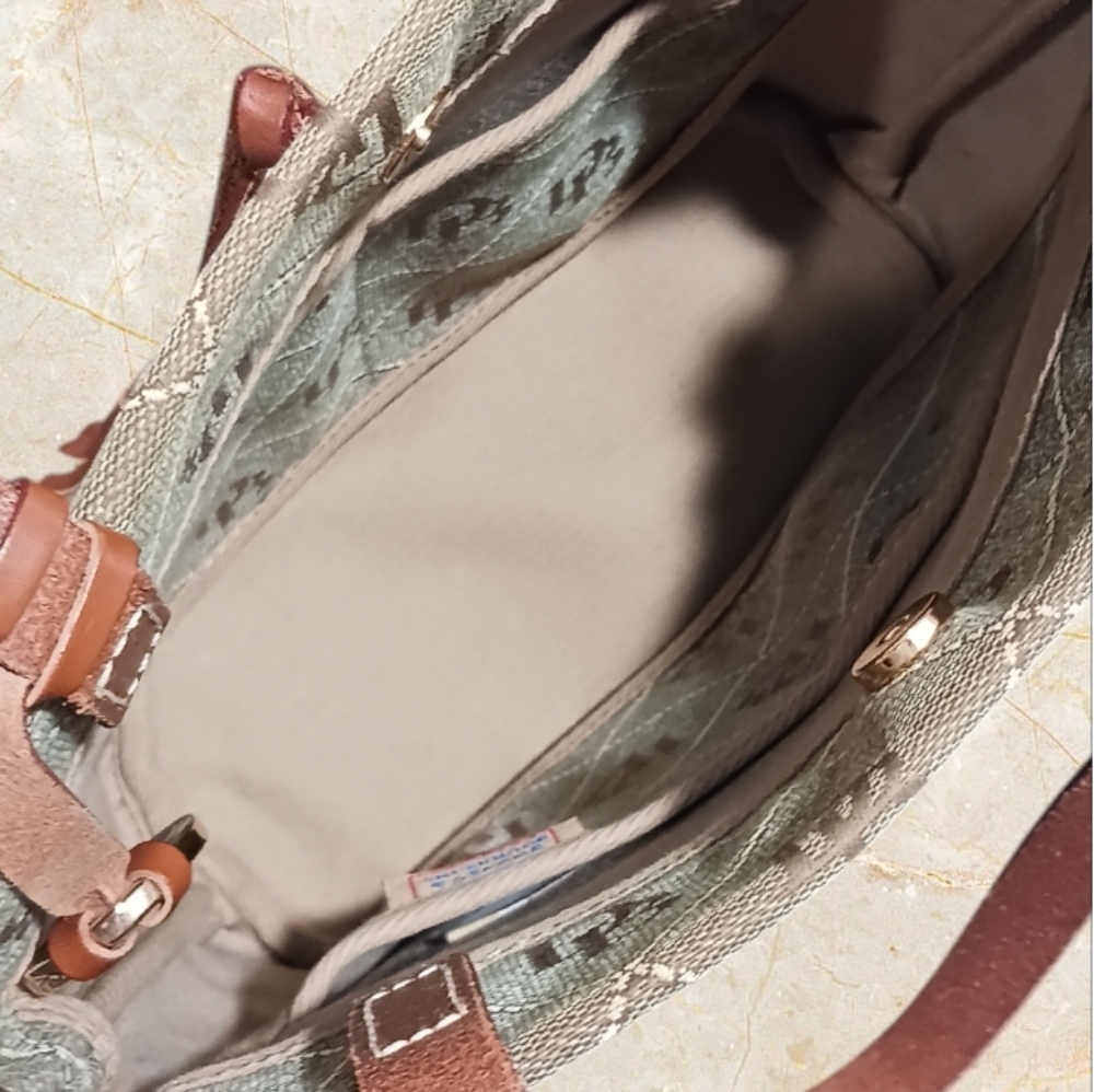 Vintage Dooney & Bourke Tassel Bucket Bag Monogram Charm Jacquard - Picture 7 of 12